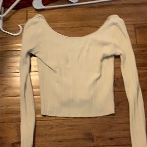 cream long sleeve crop top